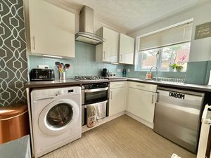 Photo 7- click for photo gallery